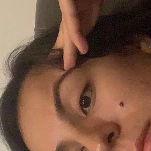 Meet your Posher, Alejandra